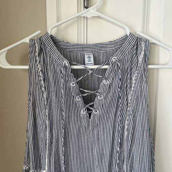 OLD NAVY Lace Up Sleeveless Swing Dress Size XS Petite - Picture 2 of 12